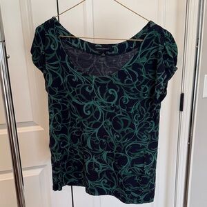 Banana Republic Navy blue and Green Swirl Blouse